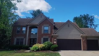 45475 Irvine Drive, Novi, MI 48374