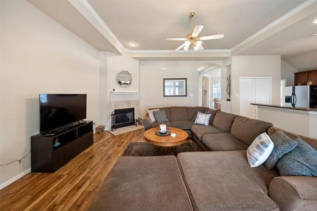 3307 Hemingway Drive, Montgomery, TX 77356