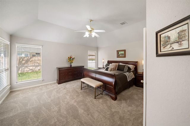 3307 Hemingway Drive, Montgomery, TX 77356