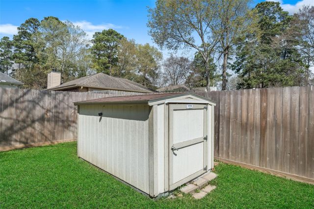 3307 Hemingway Drive, Montgomery, TX 77356