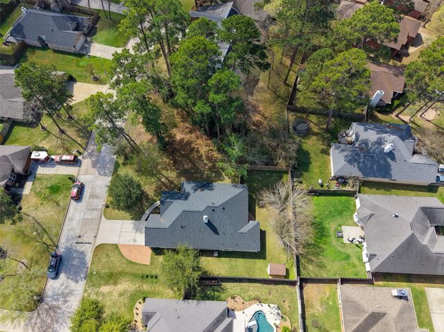 3307 Hemingway Drive, Montgomery, TX 77356