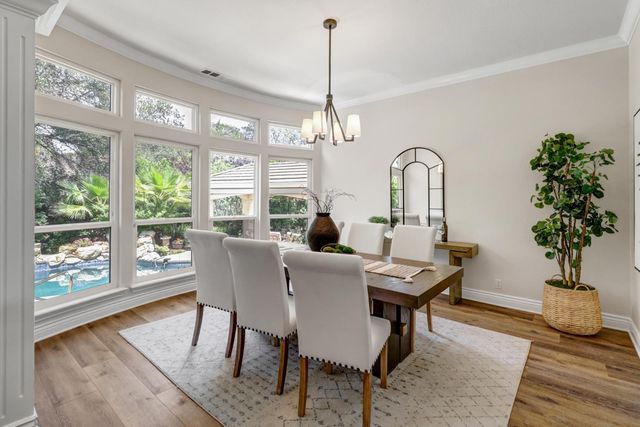 8691 Equus Ln, Fair Oaks, CA 95628