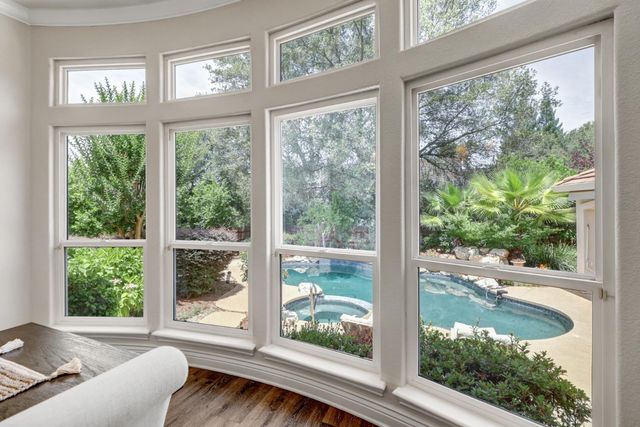 8691 Equus Ln, Fair Oaks, CA 95628