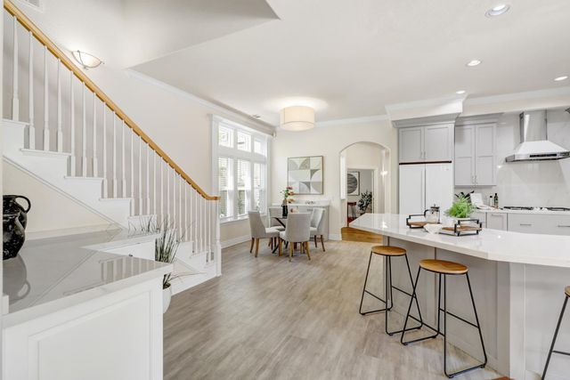 8691 Equus Ln, Fair Oaks, CA 95628