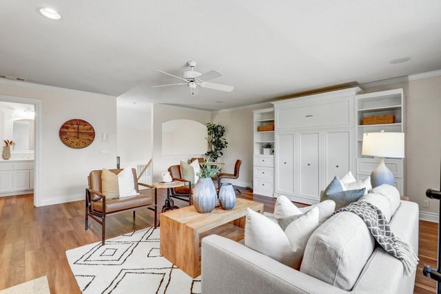 8691 Equus Ln, Fair Oaks, CA 95628