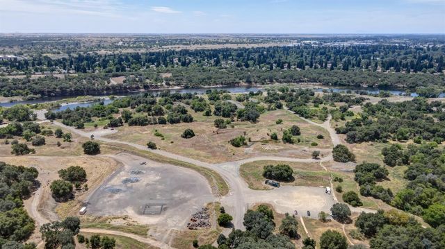 8691 Equus Ln, Fair Oaks, CA 95628