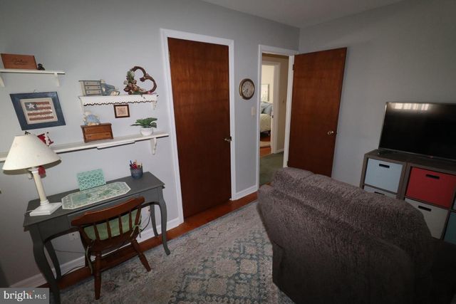 12 PHAETON DR, Hamilton, NJ 08690