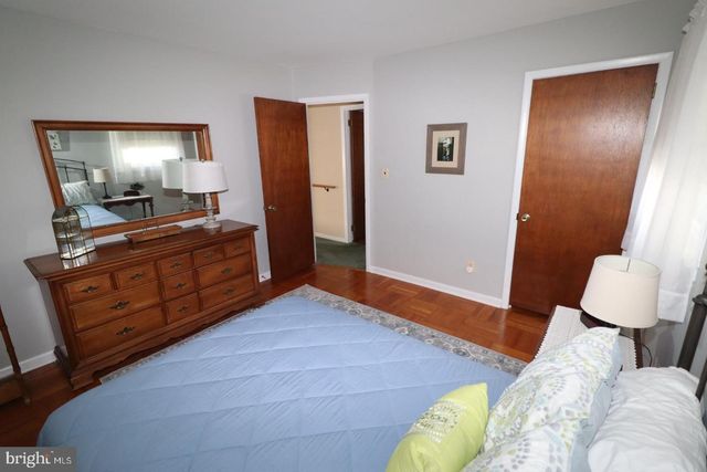 12 PHAETON DR, Hamilton, NJ 08690