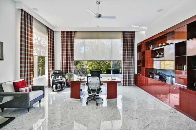 9233 Falling Waters Drive W, Burr Ridge, IL 60527