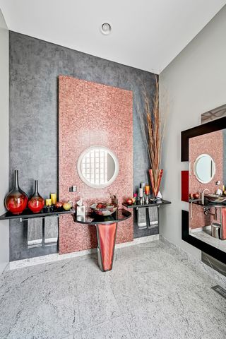 9233 Falling Waters Drive W, Burr Ridge, IL 60527