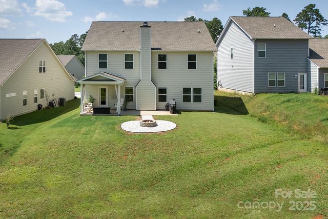 171 Old Harbor Drive, Mount Gilead, NC 27306