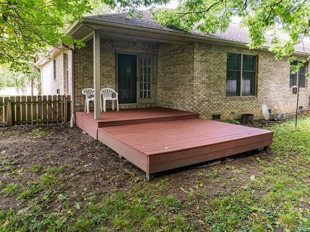 5000 W QUAIL RIDGE Drive, Muncie, IN 47304