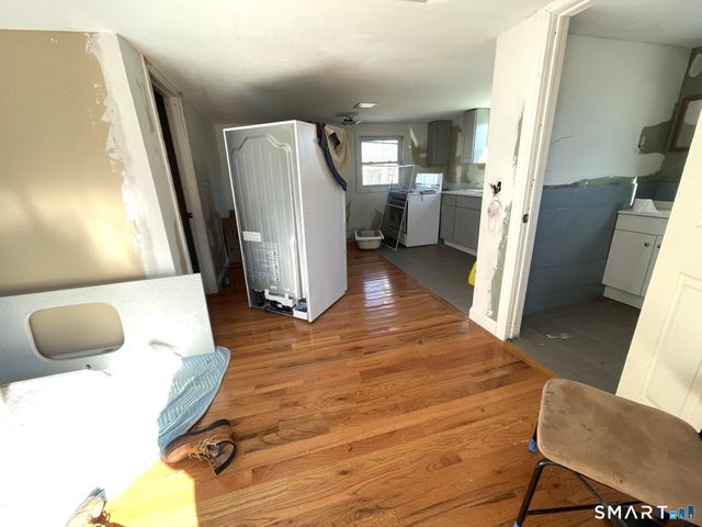 540 North Main Street, Norwich, CT 06360