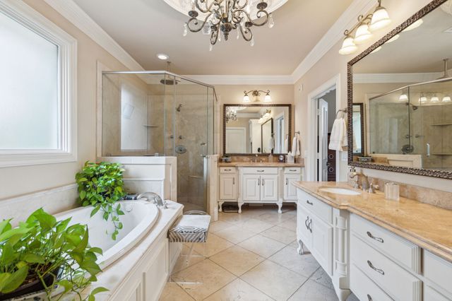 6815 Park Lane, Dallas, TX 75225