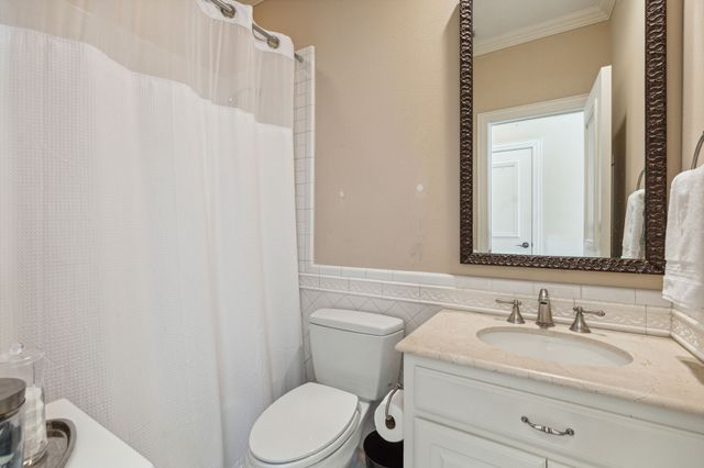 6815 Park Lane, Dallas, TX 75225