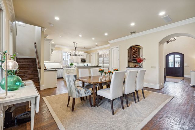6815 Park Lane, Dallas, TX 75225
