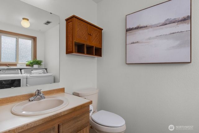 7404 100th Avenue SW, Lakewood, WA 98498
