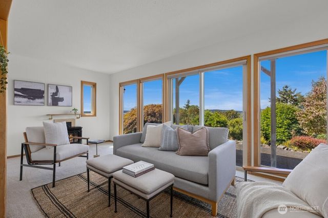 7404 100th Avenue SW, Lakewood, WA 98498