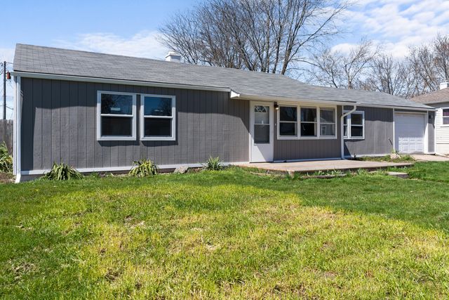 23 Sunset Road, Merrillville, IN 46410