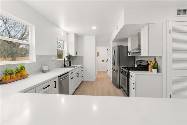 514 Ramble LN, Austin, TX 78745