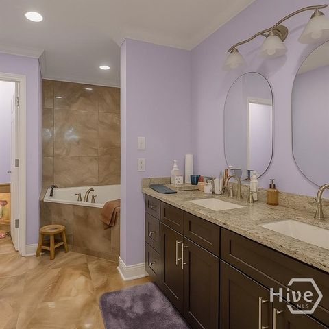 112 W 52nd Street, Savannah, GA 31405