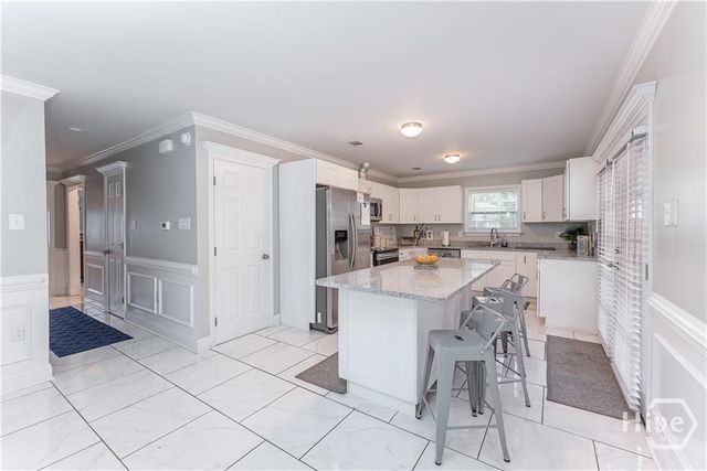 112 W 52nd Street, Savannah, GA 31405