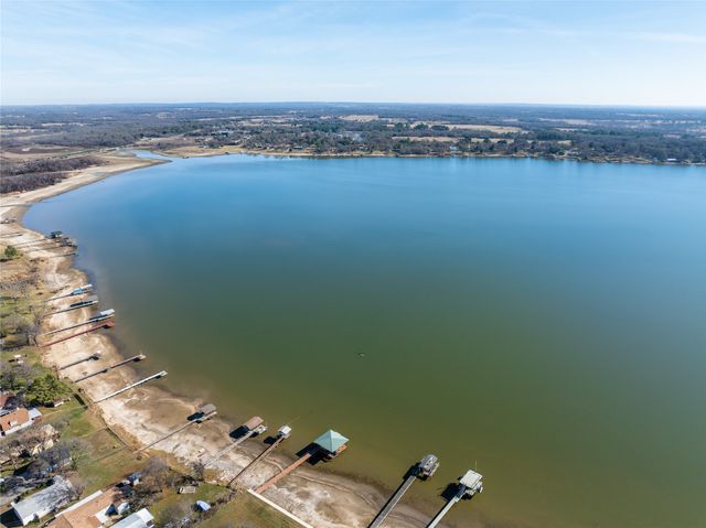 209 Trailwind Street, Gun Barrel City, TX 75156