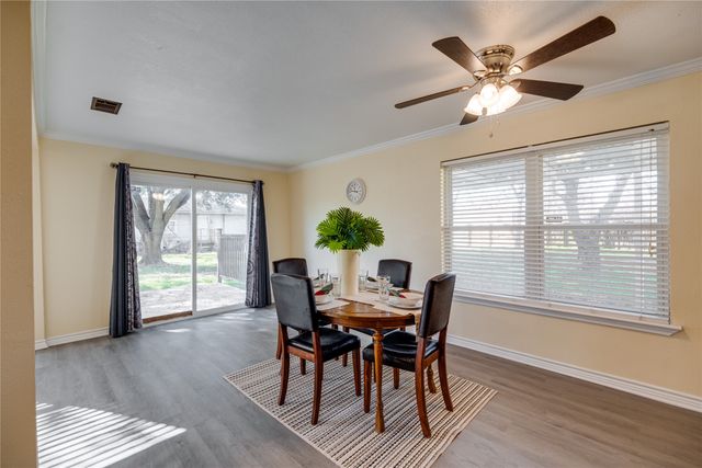 209 Trailwind Street, Gun Barrel City, TX 75156