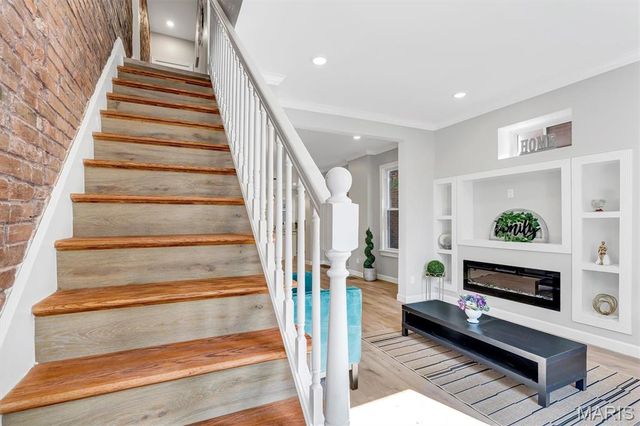 3006 Virginia Avenue, St Louis, MO 63118