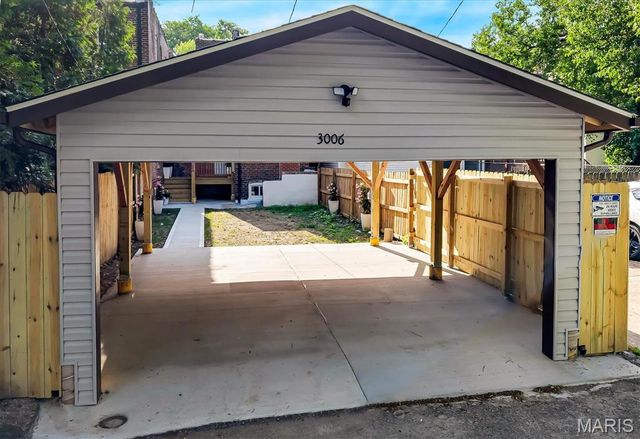 3006 Virginia Avenue, St Louis, MO 63118