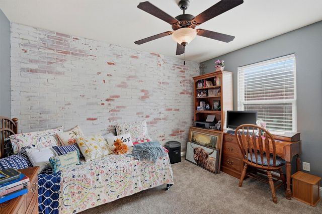 502 Pathfinder Street, Collinsville, TX 76233