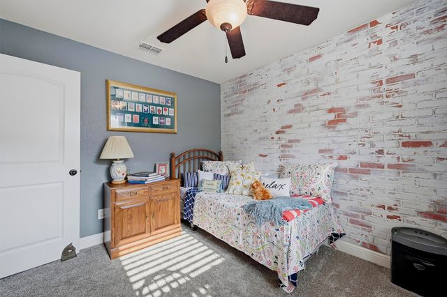 502 Pathfinder Street, Collinsville, TX 76233