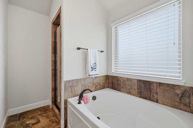 502 Pathfinder Street, Collinsville, TX 76233
