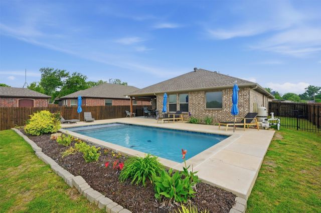 502 Pathfinder Street, Collinsville, TX 76233