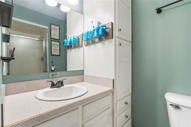 8 Kiswick Circle, Bella Vista, AR 72714