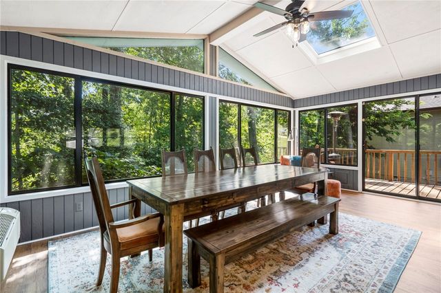8 Kiswick Circle, Bella Vista, AR 72714