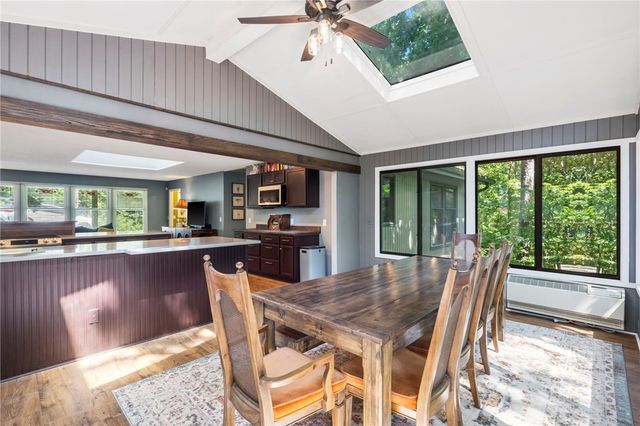 8 Kiswick Circle, Bella Vista, AR 72714