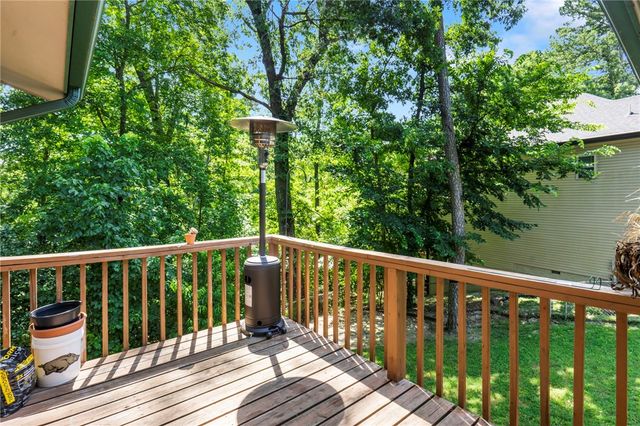 8 Kiswick Circle, Bella Vista, AR 72714