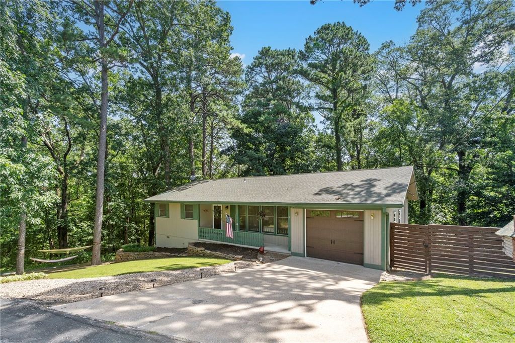 8 Kiswick Circle, Bella Vista, AR 72714