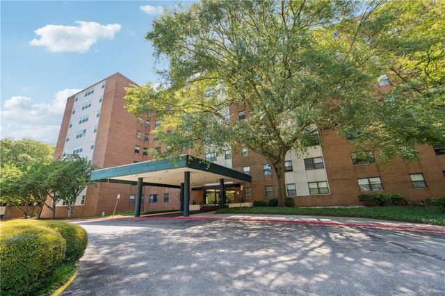 2965 Pharr Court South NW 512, Atlanta, GA 30305