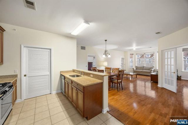 4142 Cory Lane, Elmwood Park, NJ 07407