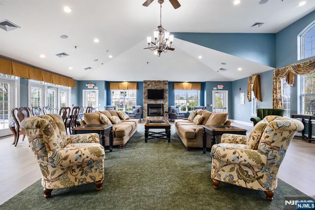 4142 Cory Lane, Elmwood Park, NJ 07407