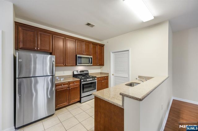 4142 Cory Lane, Elmwood Park, NJ 07407