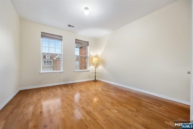 4142 Cory Lane, Elmwood Park, NJ 07407