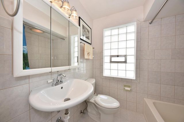 3344 S Springfield AVENUE, Milwaukee, WI 53207