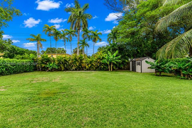 6255 SW 62nd Ct, South Miami, FL 33143