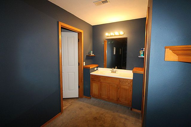 5338 Valley Drive, Morrisville, MO 65710