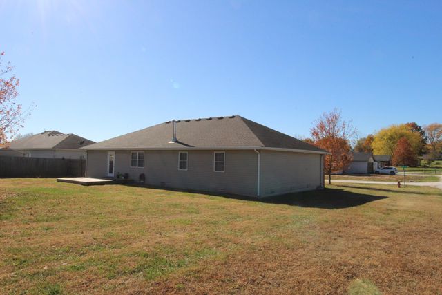 5338 Valley Drive, Morrisville, MO 65710