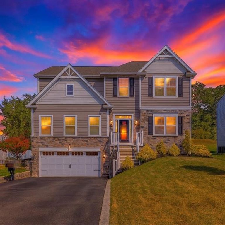 110 Multiflora Drive, North Strabane, PA 15317