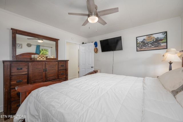 999 Gum Springs Mountain Rd, Sparta, TN 38583